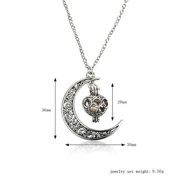 Pearl Oyster Bead Silver Locket Pendant Necklace - Picture 7 of 7